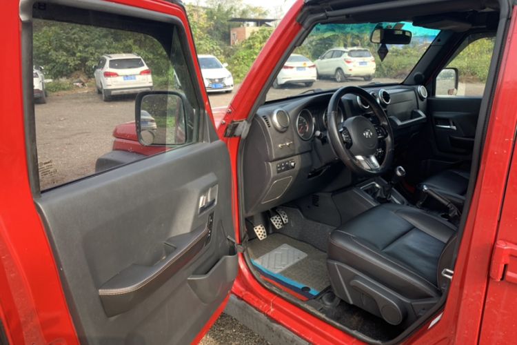 Used BAIC Off-Road BJ40 2016 2.0T Manual Four-Wheel Drive Prestige Edition
