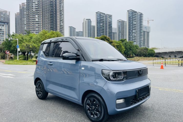 Used Wuling Hongguang MINIEV 2021 Macaron Sandwich Model 170 km Lithium Ternary