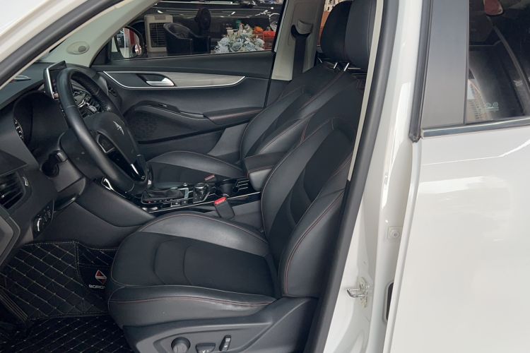 Used BORGWARD BX5 2017 20TGDI Automatic Two-Wheel Drive Pioneer Edition
