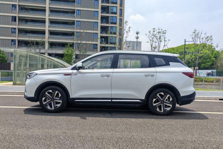 Used Sinotruk VGV U75PLUS 2021 2.0 TGDI Fun-Seeking Mountain Edition 7 Seats Exterior 3