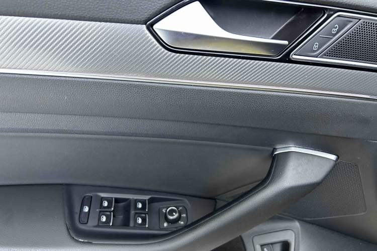 Used Volkswagen FAW-Volkswagen CC 2019 330TSI Glamour Edition China VI Interior 7