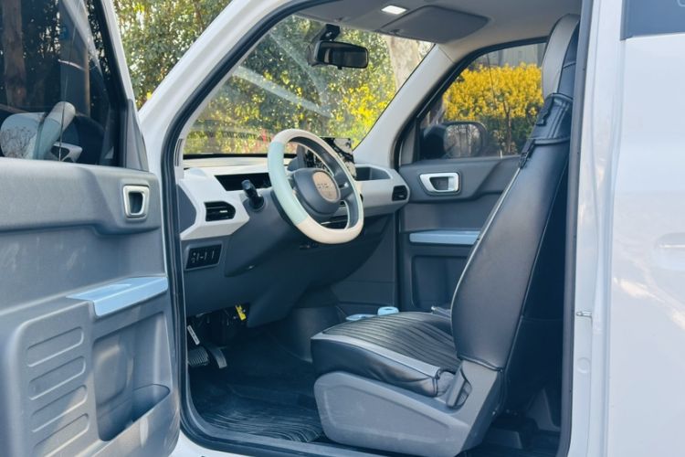 Used Geely Galaxy Panda 2024 Panda Mini 200km Endurance Bear Exterior 6