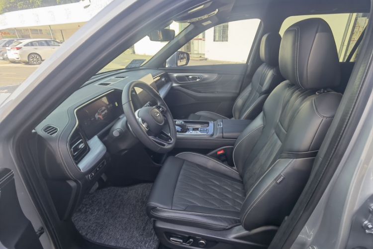 Used GAC Trumpchi GS8 2022 Flagship Series 2.0 TGDI Four-Wheel Drive Luxury Smart Connectivity Version (7 Seats)