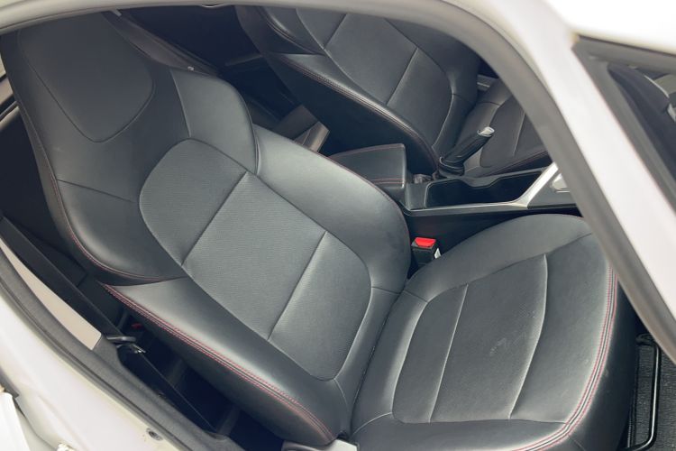 Used Livan X3 PRO 2022 1.5L Manual Little Cutie
