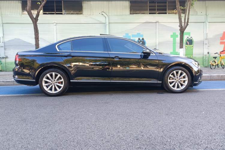 Used Volkswagen Magotan 2019 330TSI DSG Leading Edition China V Standard