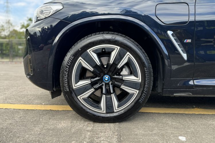 Used BMW iX3 2022 Updated Leading Version
