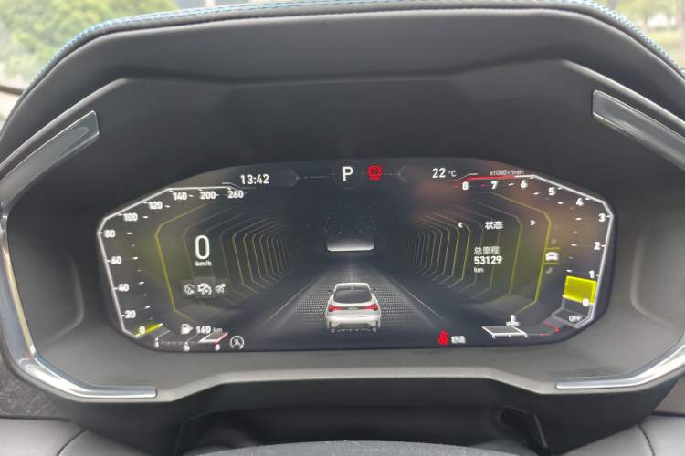 Used Lynk & Co 05 2020 2.0TD Two-Wheel Drive Shine Halo Odometer Close Up