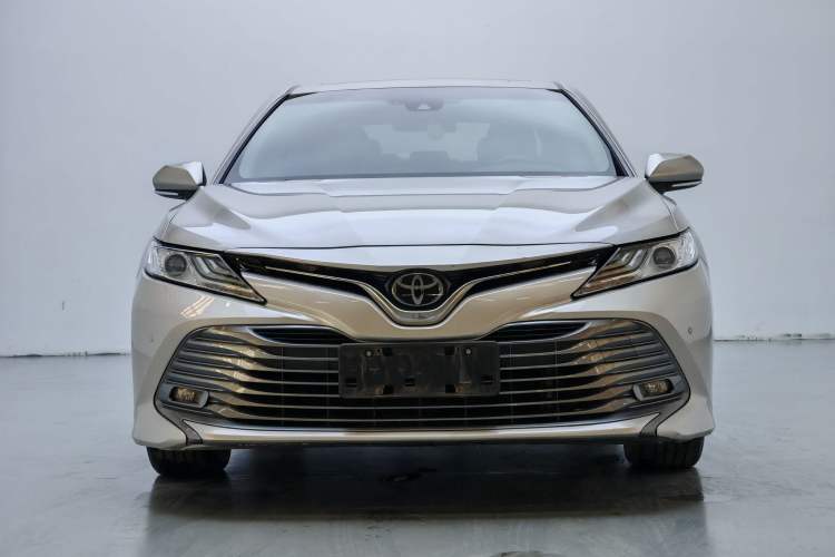 Used Toyota Camry 2019 Revised Version 2.0G Luxury Edition Exterior 11