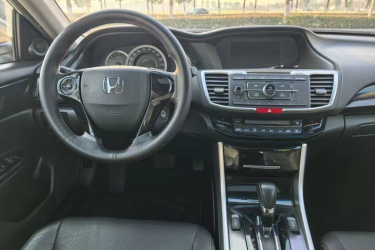 Used Honda Accord 2016 2.0L Elite Edition
