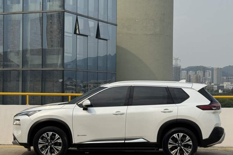 Used Nissan X-Trail 2023 e-POWER Ultra-Hybrid Dual-Motor All-Wheel-Drive Luxury Edition Exterior 3