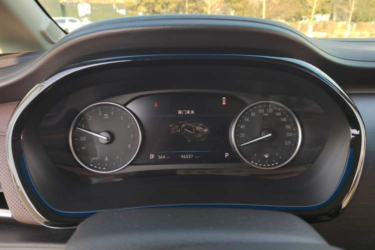 Used Buick GL8 2022 Land Cruiser Executive Class 652T Comfort Model
