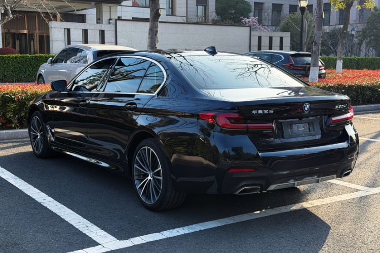 Used BMW 5 Series 2021 530Li Leading Model M Sport Package Exterior 8