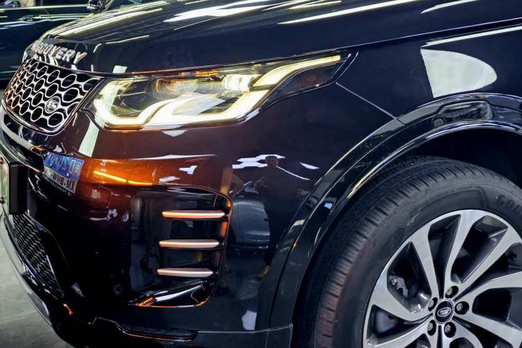 Used Land Rover Discovery Sport New Energy 2024 1.5T P300e Plug-in Hybrid Electric Version Left Front Headlight