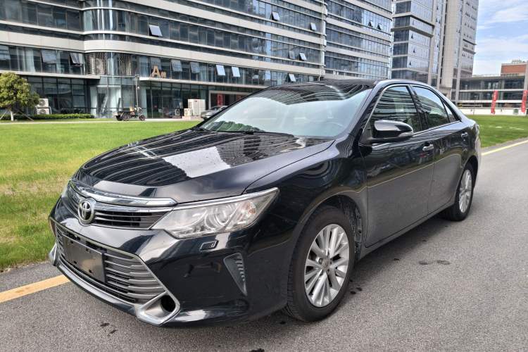Used Toyota Camry 2015 2.5G Luxury Navigation Edition