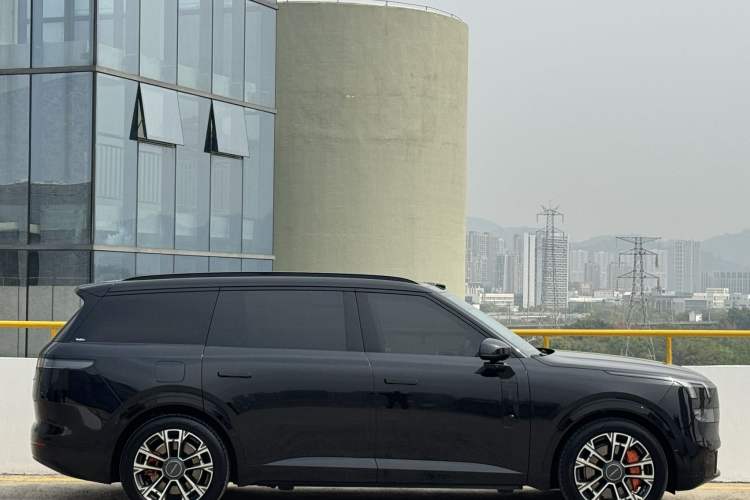 Used Lynk & Co 900 2025 2.0T Ultra