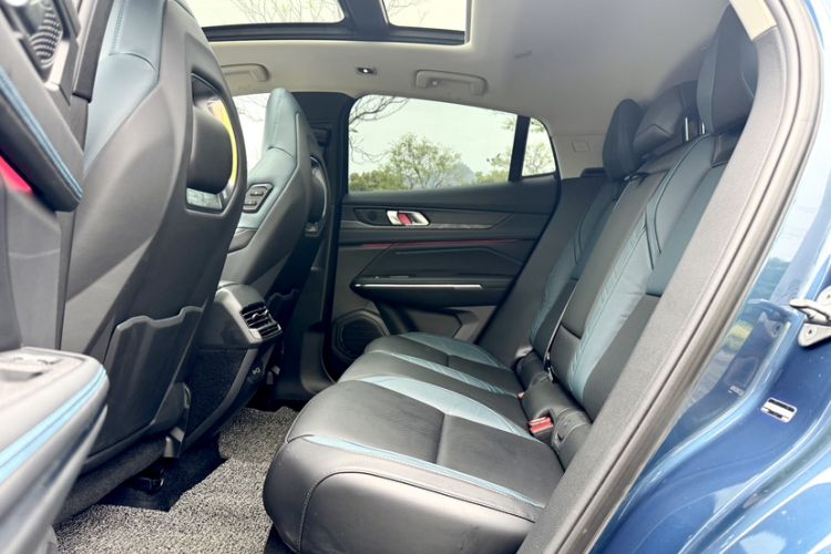 Used Lynk & Co 05 2022 2.0T Two-Wheel Drive Shine Halo
