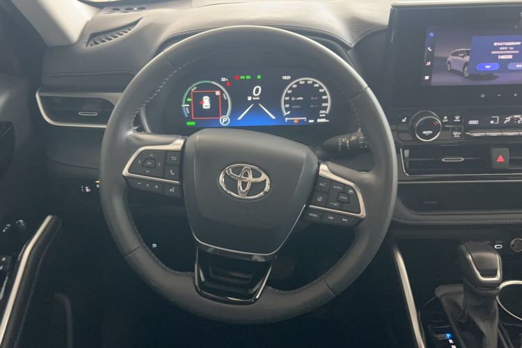 Used Toyota Highlander 2024 2.5L Smart Electric Hybrid Dual-Motor Two-Wheel Drive Luxury Version 7 Seats
