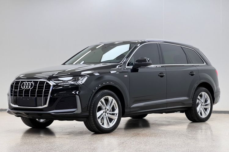 Used Audi Q7 2023 45 TFSI quattro S line Sport model