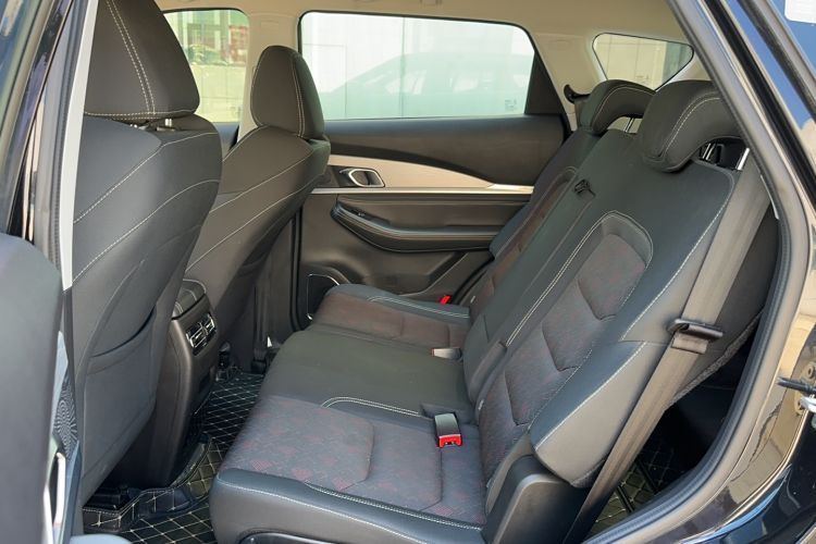 Used JETOUR X70 2020 1.5T DCT Comfort Edition 6 Seats
