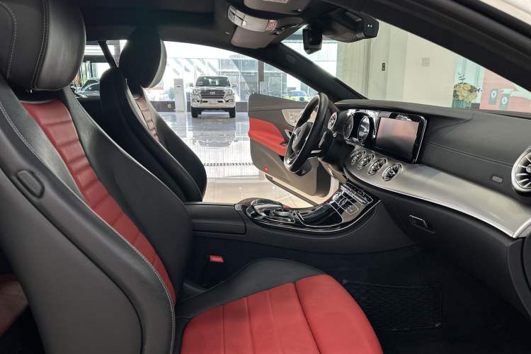 Used Mercedes-Benz E-Class (Import) 2018 E 300 Coupe
