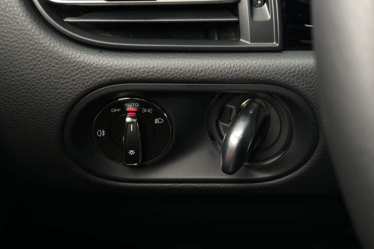 Used Porsche Macan 2022 Macan S 2.9T