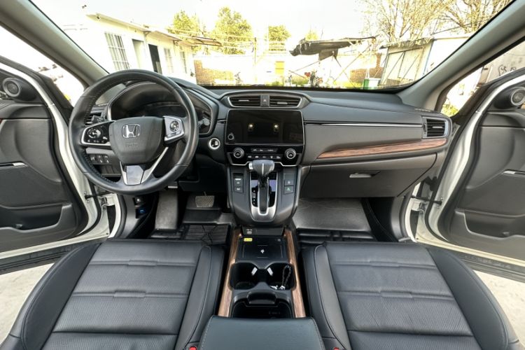 Used Honda CR-V 2021 240TURBO CVT 2WD Fashion Edition Interior 1