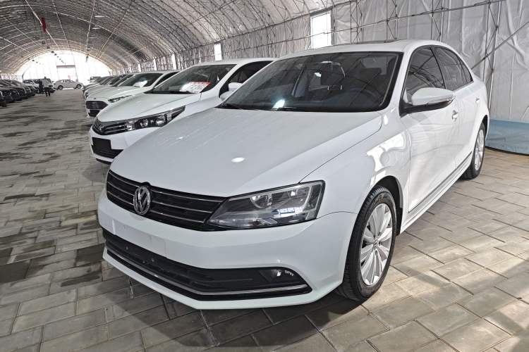 Used Volkswagen Sagitar 2016 230TSI 25th Anniversary Edition Exterior 5