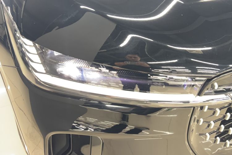 Used Lincoln Nautilus 2025 2.0T All-Wheel-Drive Luxury Hybrid Edition Interior 14