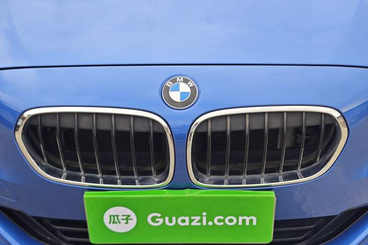 Used BMW 1 Series 2017 118i Sport Edition Exterior 9