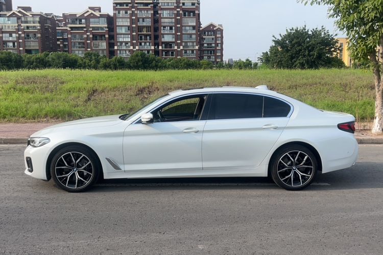 Used BMW 5 Series 2022 Updated 530Li Luxury Edition Premium Package