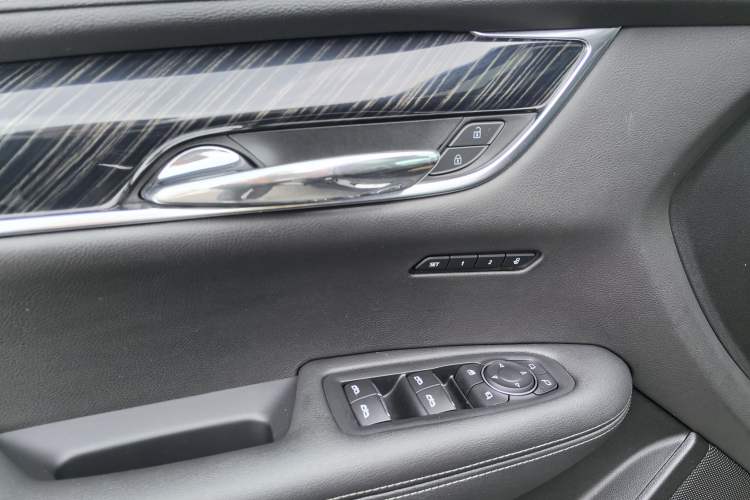 Used Cadillac XT6 2020 28T Six-Seater Four-Wheel-Drive Luxury Version