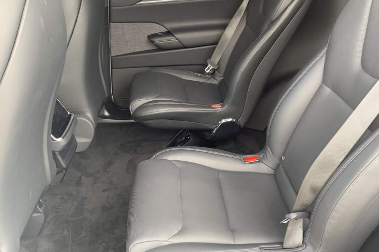 Used Tesla Model X 2023 Dual-Motor All-Wheel-Drive Version