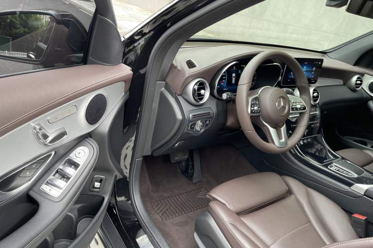 Used Mercedes-Benz GLC 2021 GLC 260 L 4MATIC Dynamic Edition