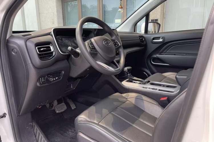 Used GAC Trumpchi GS3 2021 POWER 270T Automatic Dynamic Edition Left Front Seat