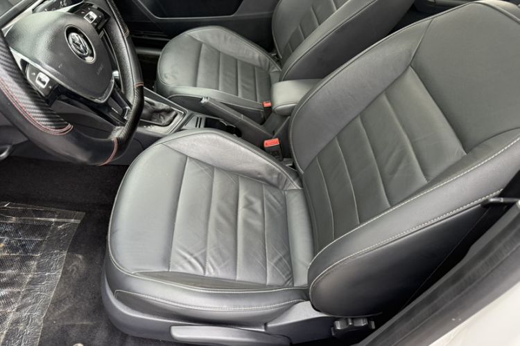 Used Volkswagen Lavida 2017 1.6L Automatic Comfort Edition