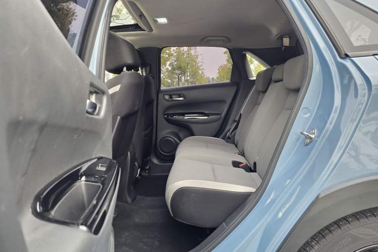 Used Honda LIFE 2021 1.5L CVT CRO-SS Fun Edition