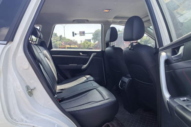 Used Haval M6 2019 1.5T DCT Two-Wheel Drive Elite Version China VI Standard