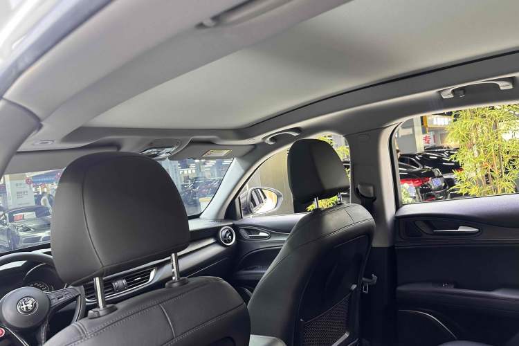 Used Alfa Romeo Stelvio 2017 2.0T 200HP Luxury Edition