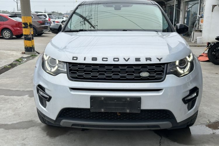 Used Land Rover Discovery Sport 2015 2.0T SE Exterior 1