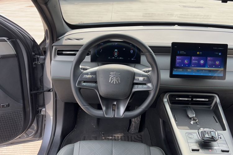 Used BYD Qin PLUS 2025 DM-i Smart Drive 55KM Leading Model
