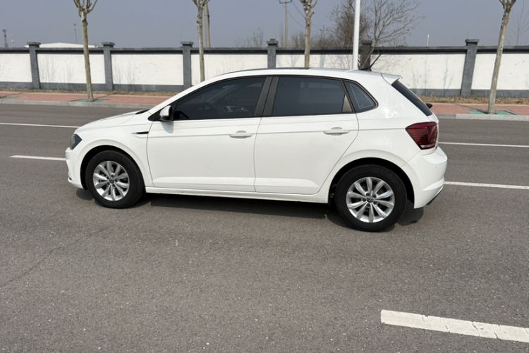 Used Volkswagen Polo 2021 Plus 1.5L Automatic Colorful Tech Edition Exterior 3