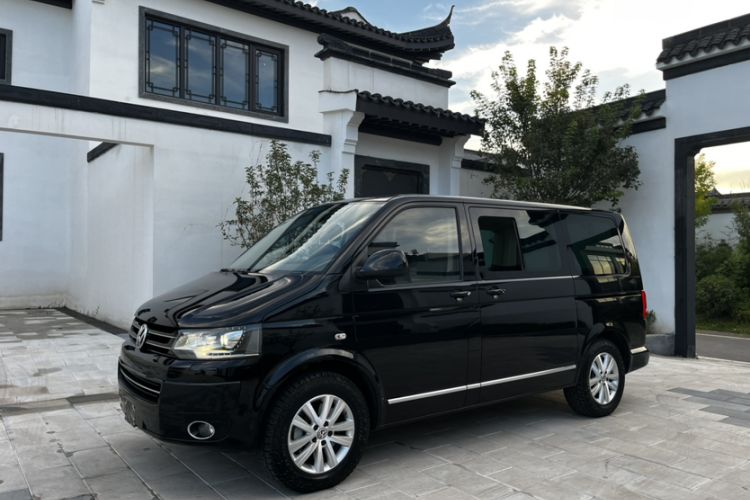 Used Volkswagen Multivan 2014 2.0 TSI Four-Wheel-Drive Executive Edition