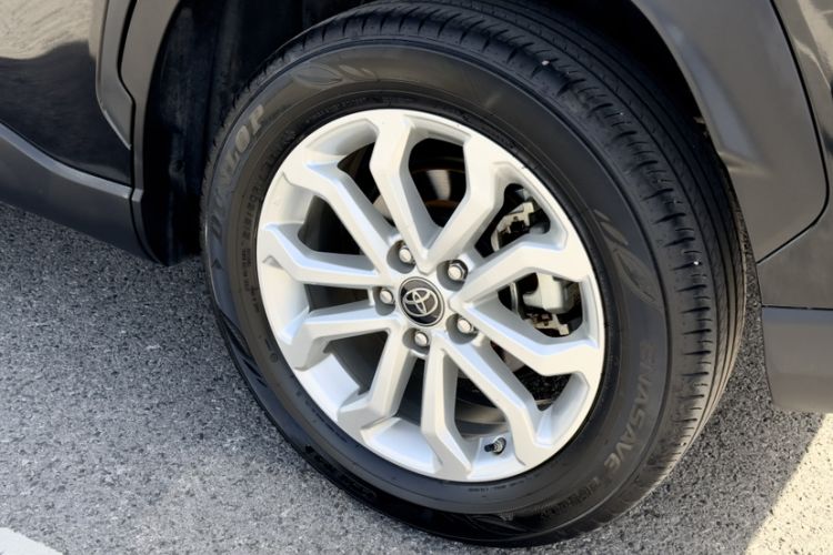 Used Toyota FRONTLANDER 2023 2.0L Smart Electric Hybrid Dual-Engine Leading Edition
