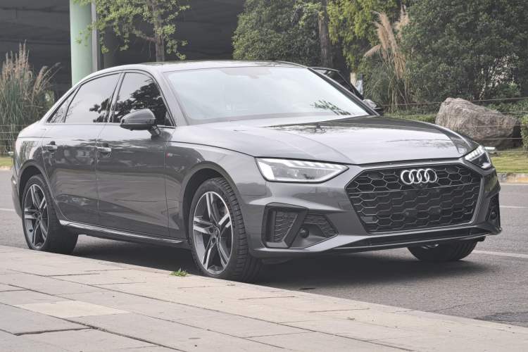 Used Audi A4L 2022 40 TFSI Luxury Dynamic Model
