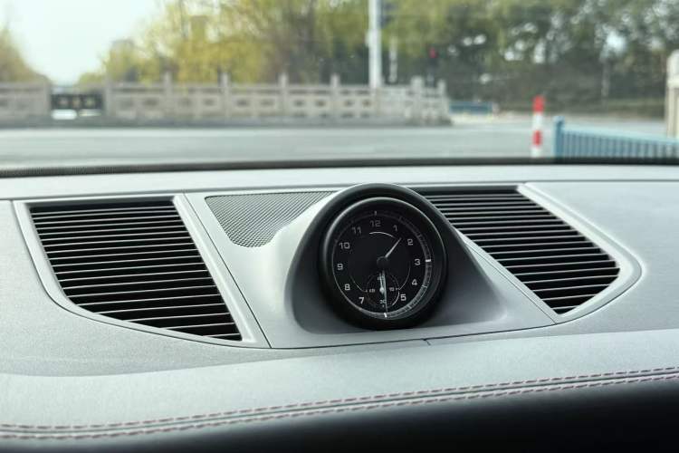 Used Porsche Macan 2022 Macan 2.0T