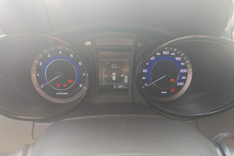 Used CHANGAN CS15 2016 1.5L Manual Fashion Edition