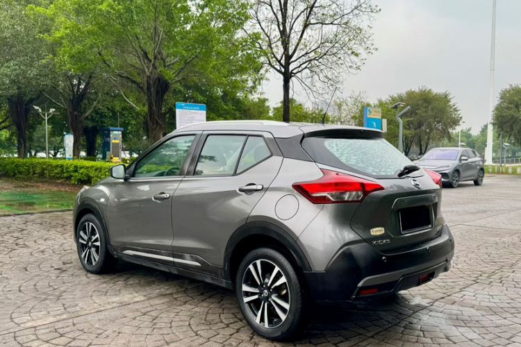 Used Nissan Kicks 2021 1.5L XL CVT Cool Enjoyment Edition Exterior 9