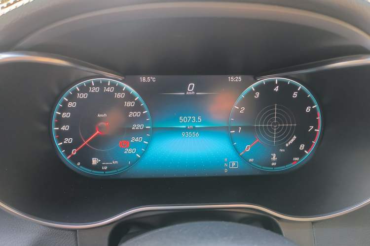 Used Mercedes-Benz GLC 2021 GLC 300 L 4MATIC Dynamic Model Odometer Close Up