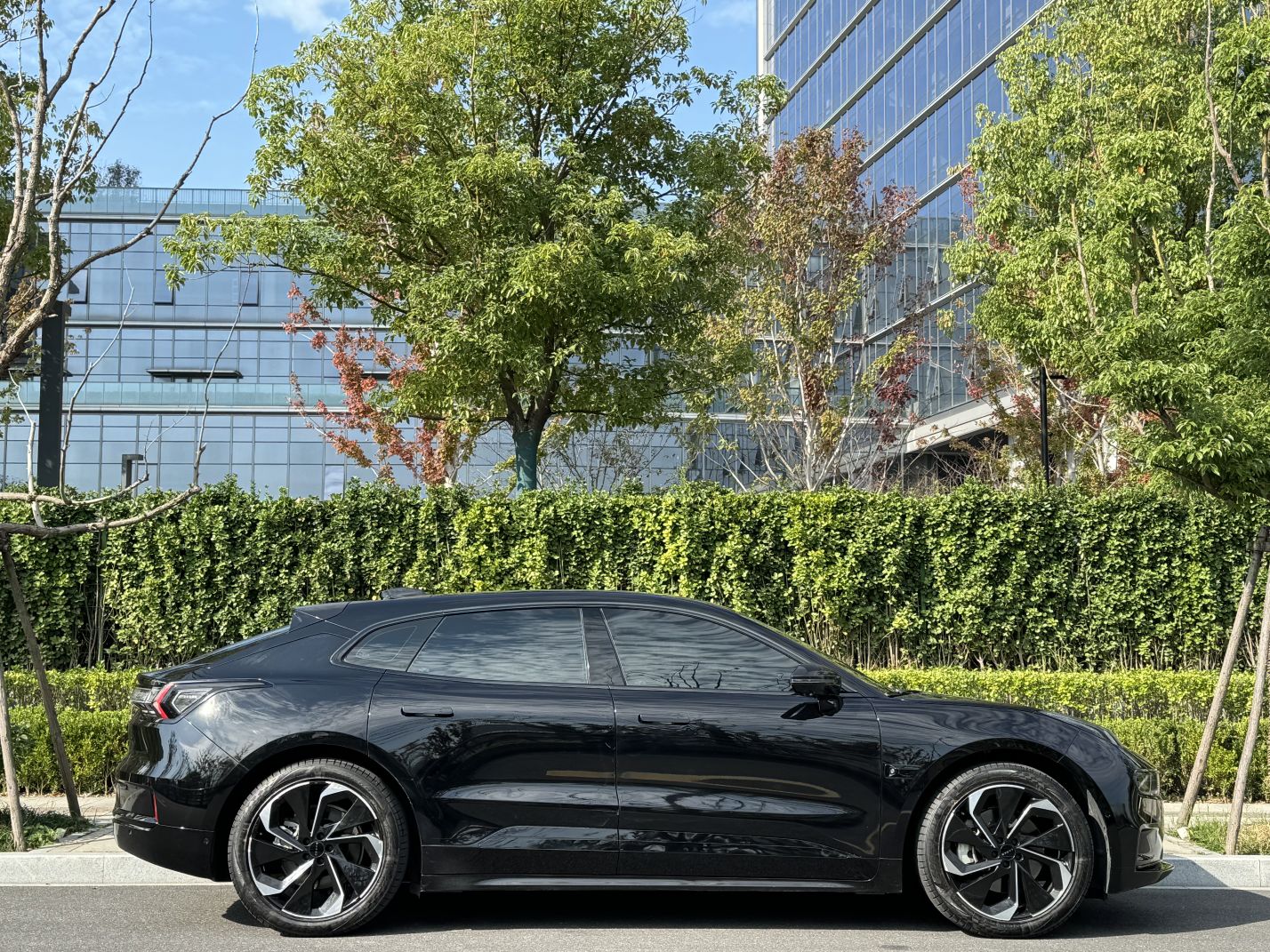 Zeekr 001 2023 WE Edition 86 kWh — снимка 20