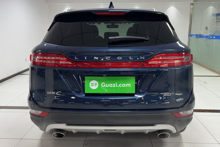 Used Lincoln MKC 2017 2.0T Two-Wheel Drive Deluxe Edition
